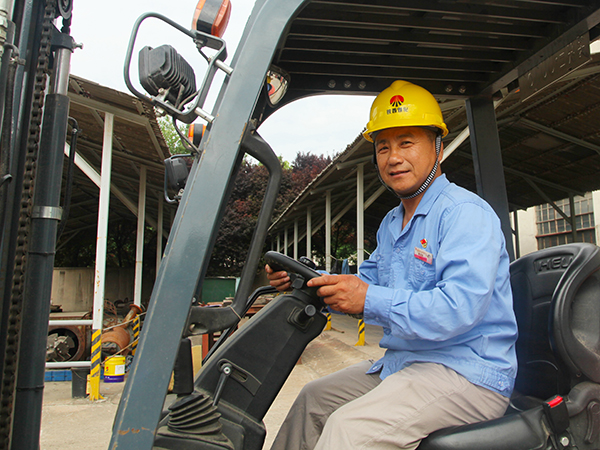 1592202404822599.jpeg 駕駛叉車002600.jpg