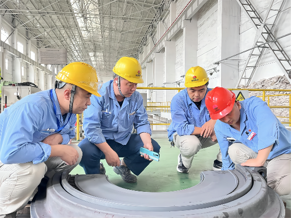 1663324532170039.png 我們的英雄配圖1 (1).png