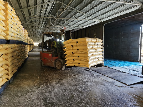 1674200751933385.jpeg 鐵路運輸裝車.jpg