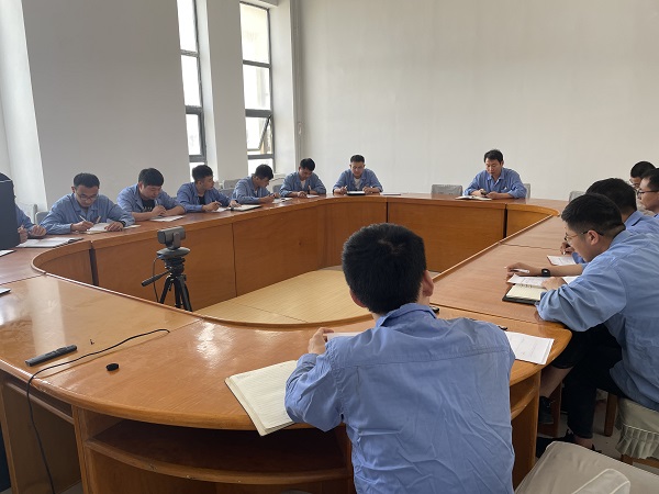 7月20日，培訓(xùn)課程中，參訓(xùn)人員在認真聽老師授課。.jpg