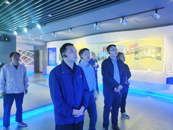 1697189608422185.jpeg 202310月11日年中化石化銷售有限公司路宏偉一行來公司調研對接甲醇采購2.jpg