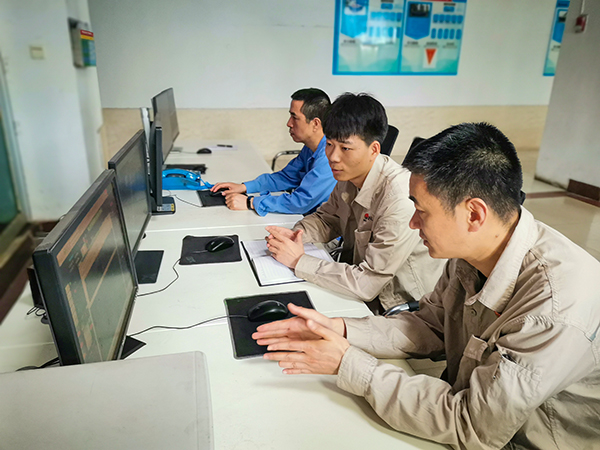 1714285856864869.jpeg 每日一問:動力車間技術員王偉提問班組青工業(yè)務問題.jpg